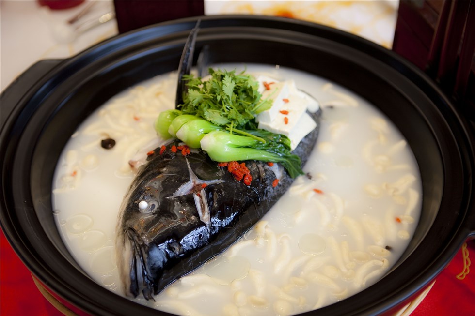 青龍湖魚頭煲